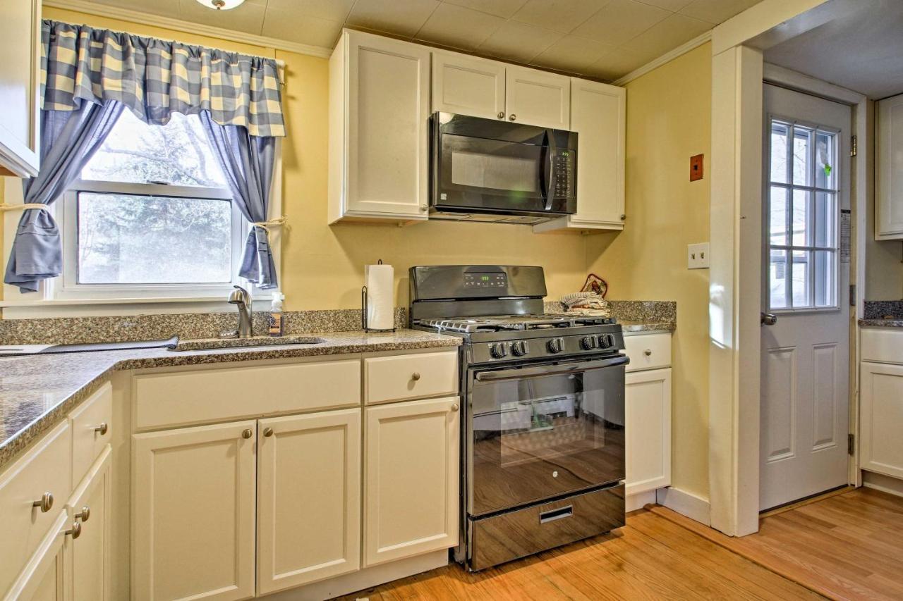 Cozy Buzzards Bay Home Steps To Cape Cod Canal! Bourne Εξωτερικό φωτογραφία